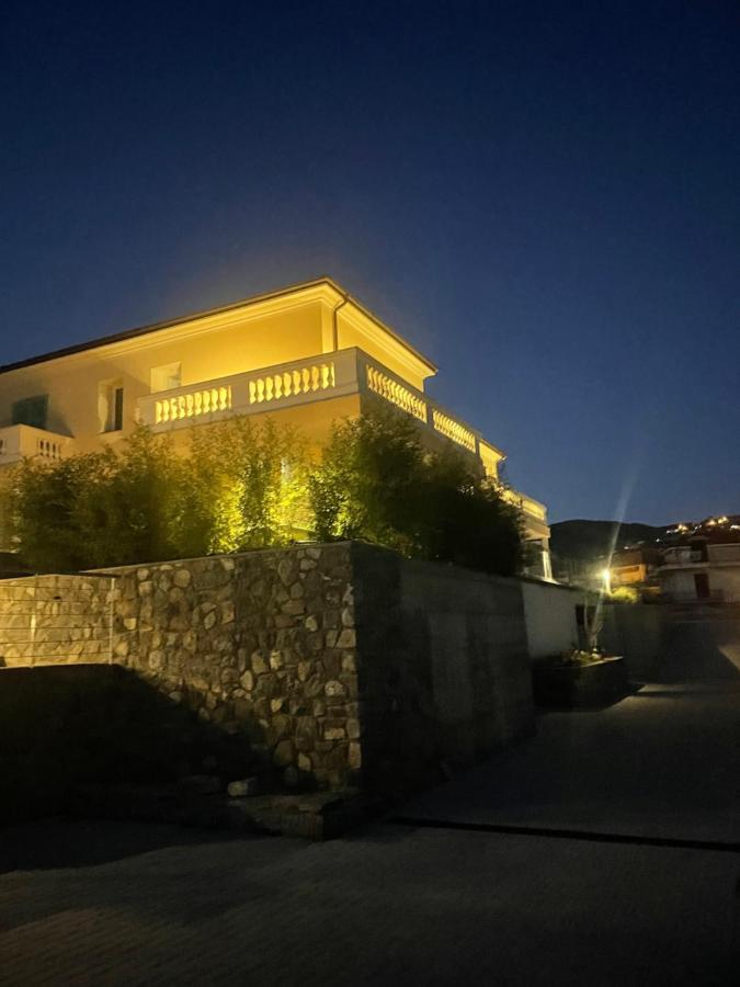 Villa Sole Arma di Taggia Dış mekan fotoğraf